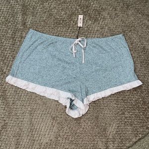 NWT Victoria’s Secret grey & pink large ruffle sleep shorts.